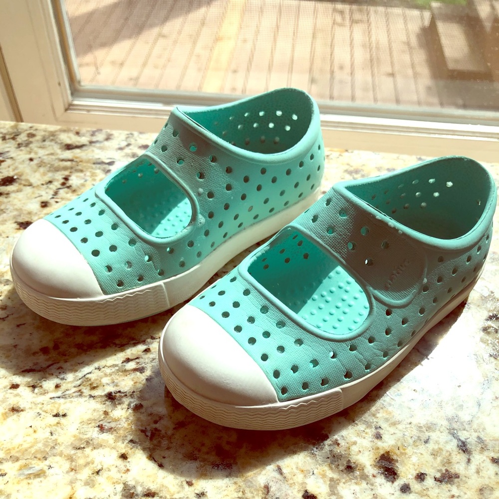 Toddler Native Shoes Juniper Mary Janes size 4